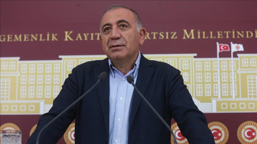 CHP İstanbul’da kritik gelişme: Gürsel Tekin kimdir, kaç yaşında ve CHP’de hangi görevleri üstlendi? 1